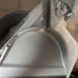Dust Pan