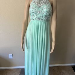 Mint green dress 👗