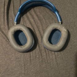 AirPod Maxes