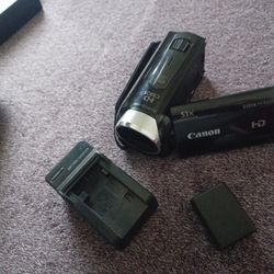 Canon  Vixia HF R400
