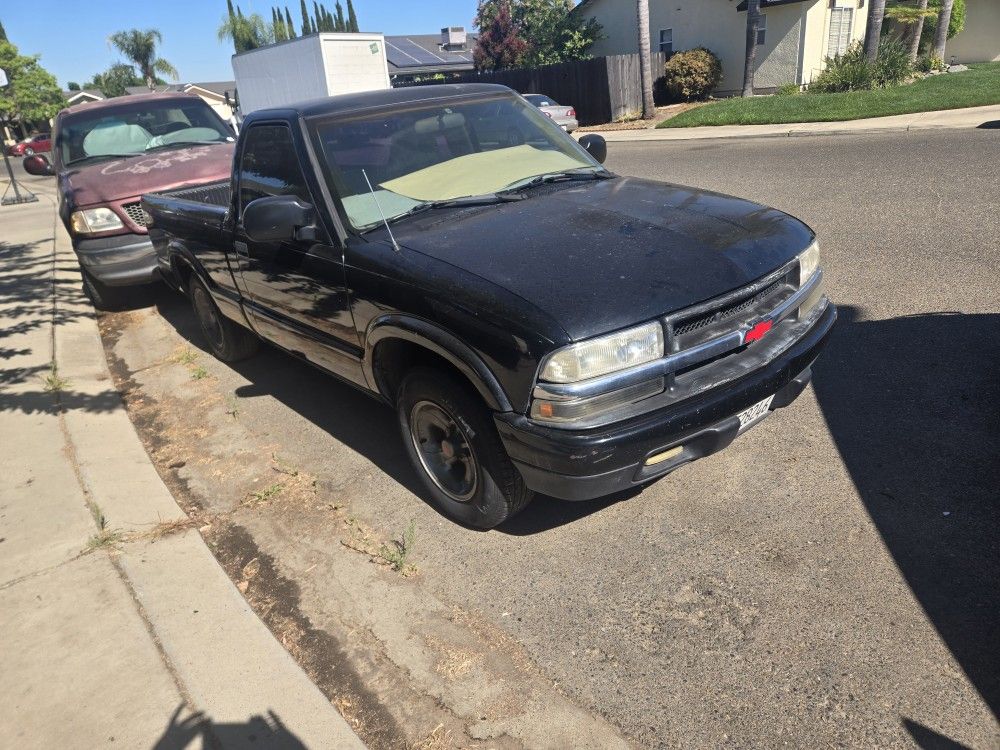 1999 Chevrolet S-10