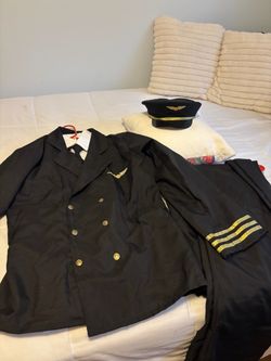 Airline Pilot Costume