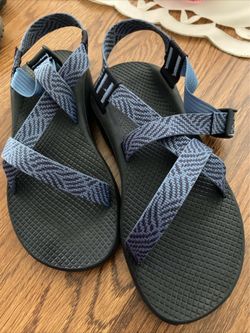Néw Womens Chaos z cloud Blue Strappy Sandals size 8