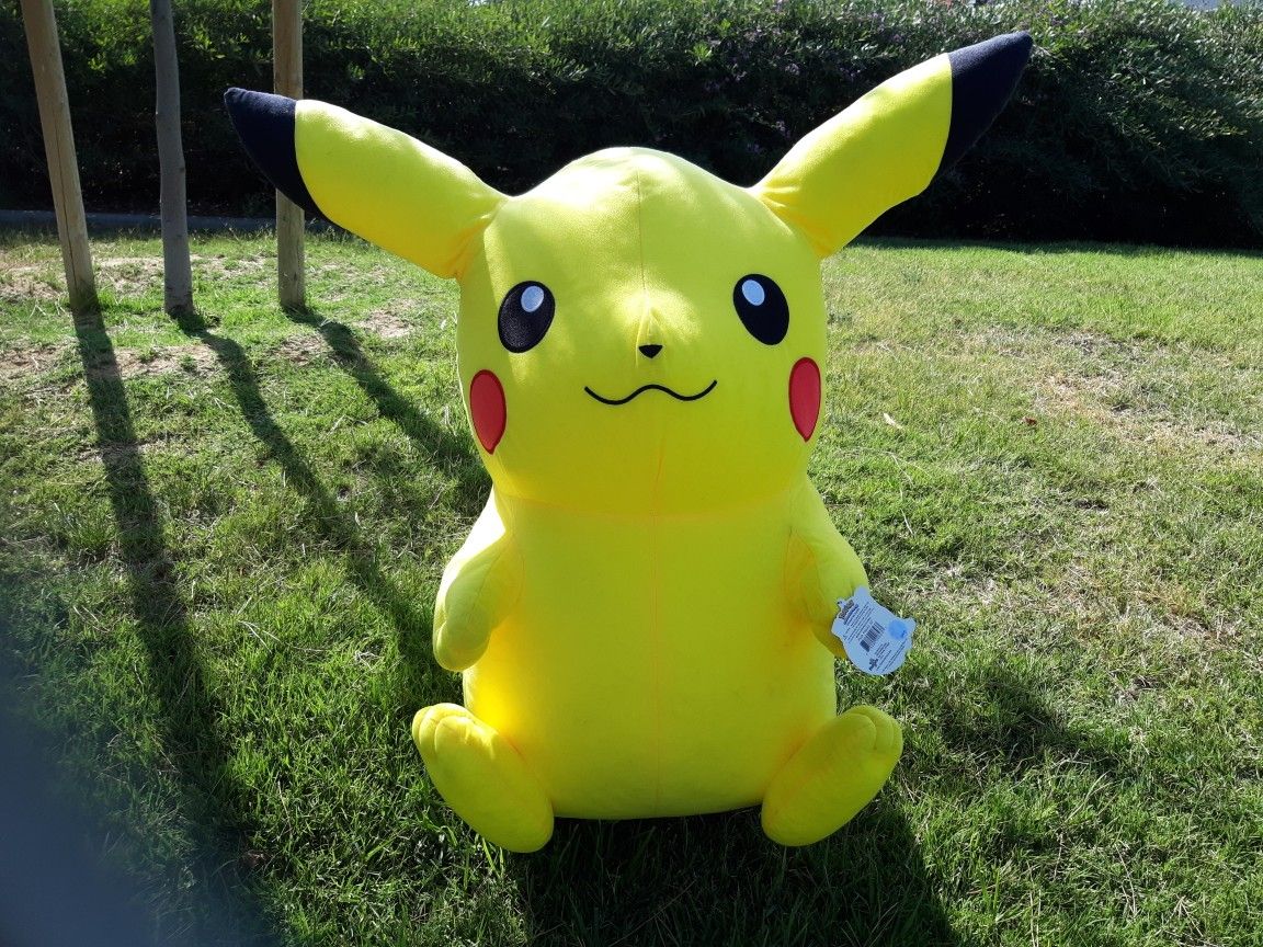 Pokemon Character Plush 32" Pikachu Toy Factory T060576