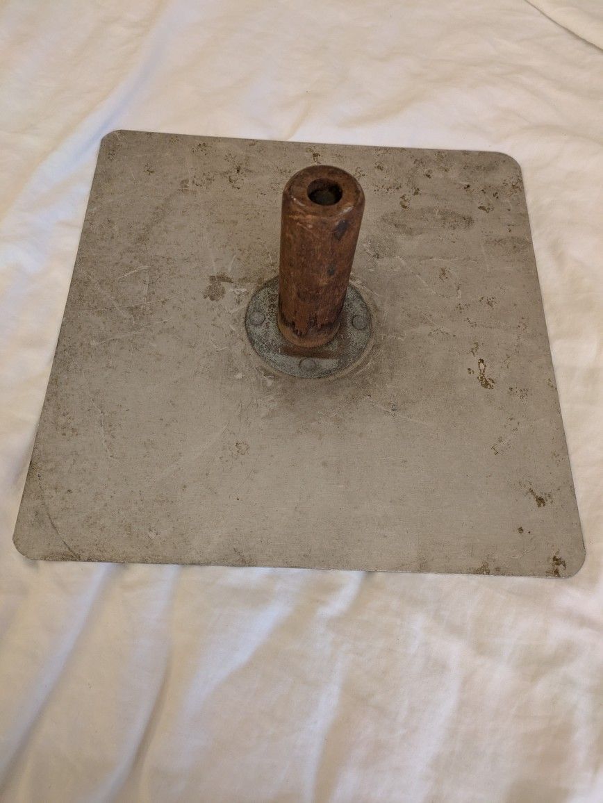 Wood & Metal Hawk For Plastering 13.5"