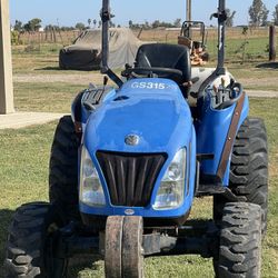 New Holland Tractor