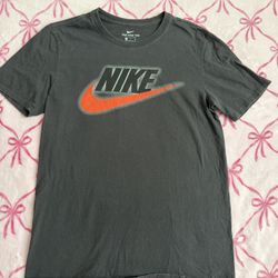 nike shirt