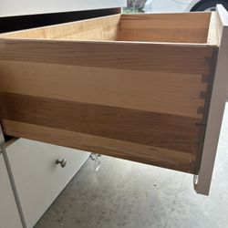 Cabinet  White 