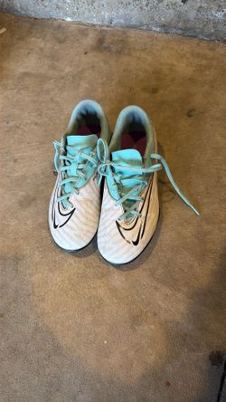 Nike Soccer Cleats 