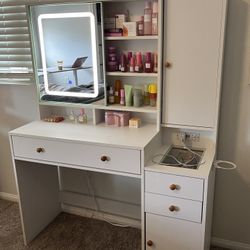 VANITY 