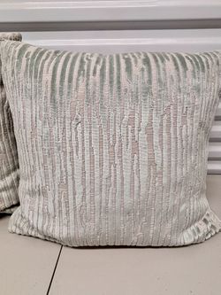Luxury Decorative Throw Pillows -Set of 2