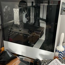 Gaming PC + Entire Setup 