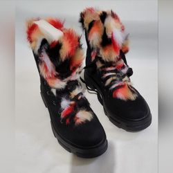 Women Fur boots size 8