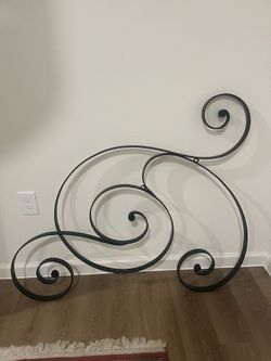 Black Modern Decorative Scroll