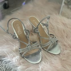 Rouge Helium Women Silver Heels 