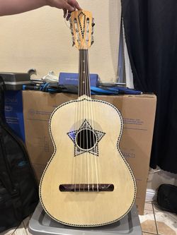 Guitarrón Chuy Morales Y Funda Chuy Mochilas