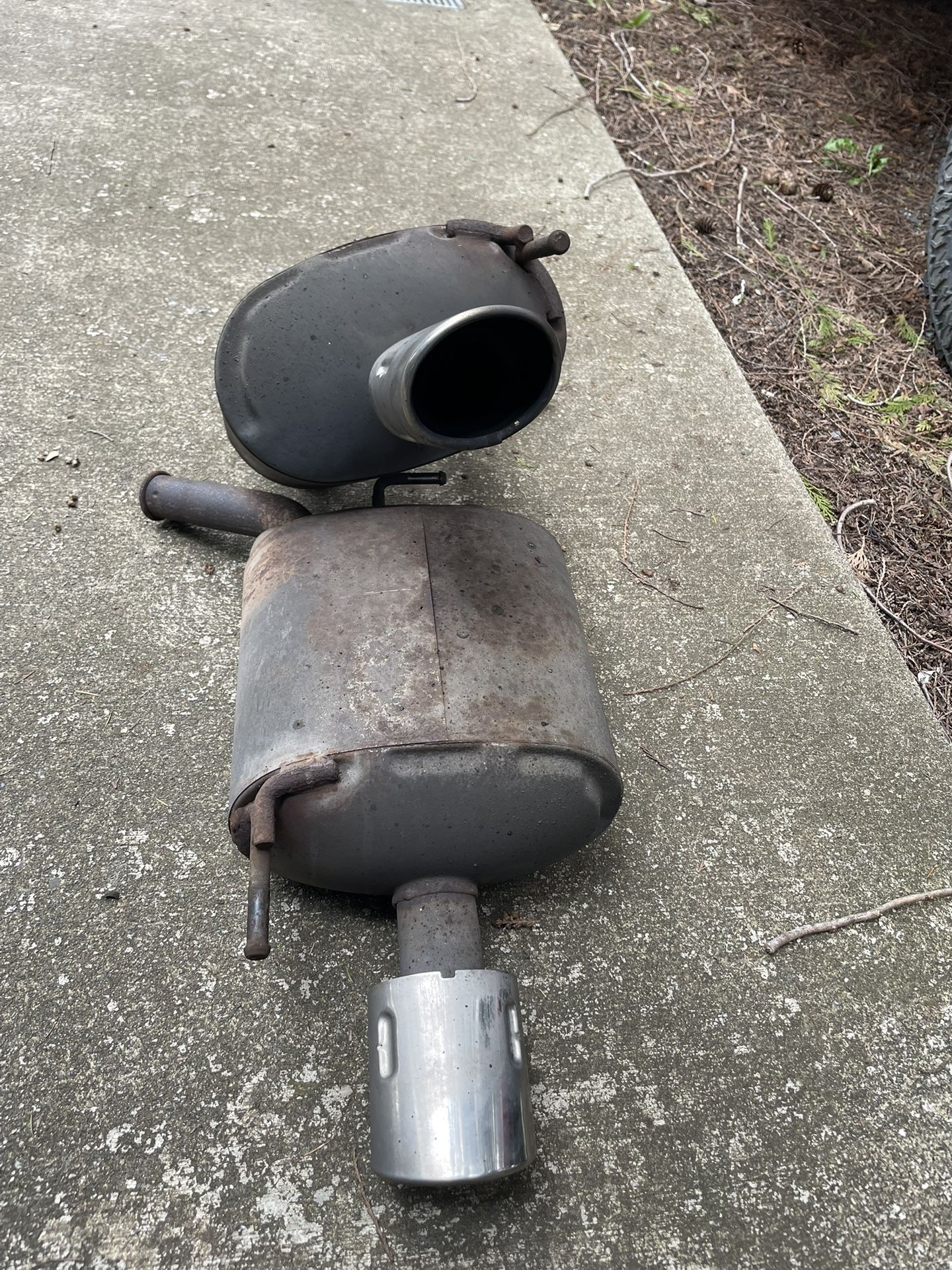 G37 Sedan Mufflers
