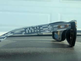 Authentic Oakley Holbrook "Introspect Collection" Polarized Sunglasses (OO9102-Y7)