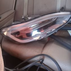 Tesl Right Side Headlight