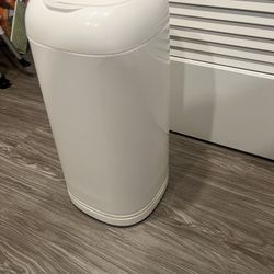 Baby Diaper Genie