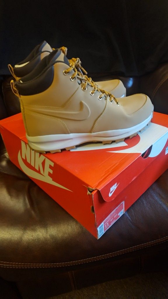 Nike Manoa Leather Haystack Velvet Brown