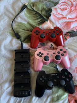 PS3 Controllers Nd Charging Dock