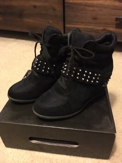Wedge sneakers