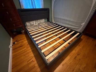 Amerlife queen size bed frame