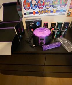 Women’s waxing kit with a refill Kit