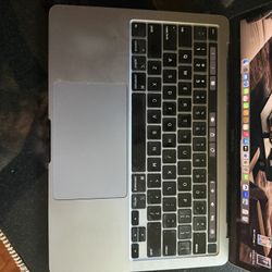 Mac book pro 13 And Bach 16gb With Retina Display