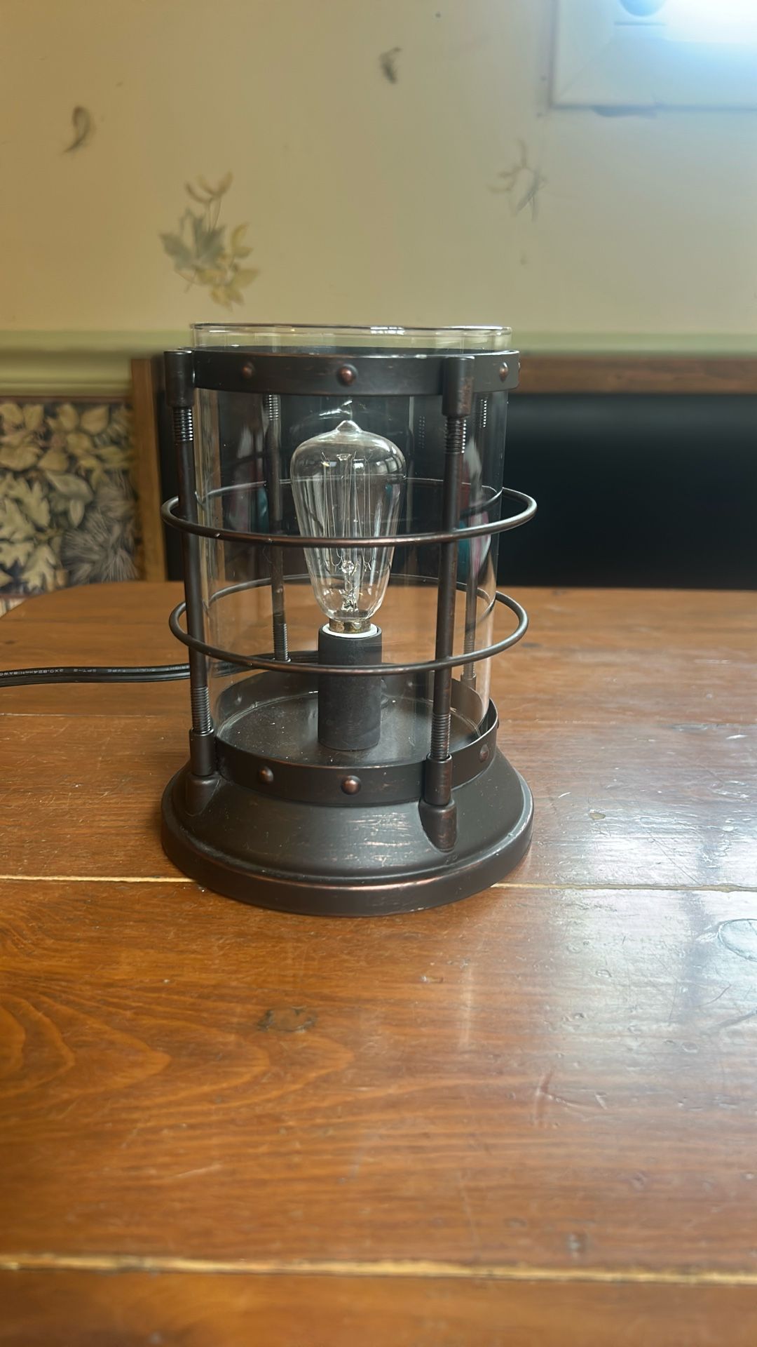 Farm House Side Table Lamp