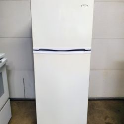 Whirlpool 10 Cubic Feet Refrigerator 
