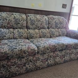 Queen Sized Pull Out Sofa