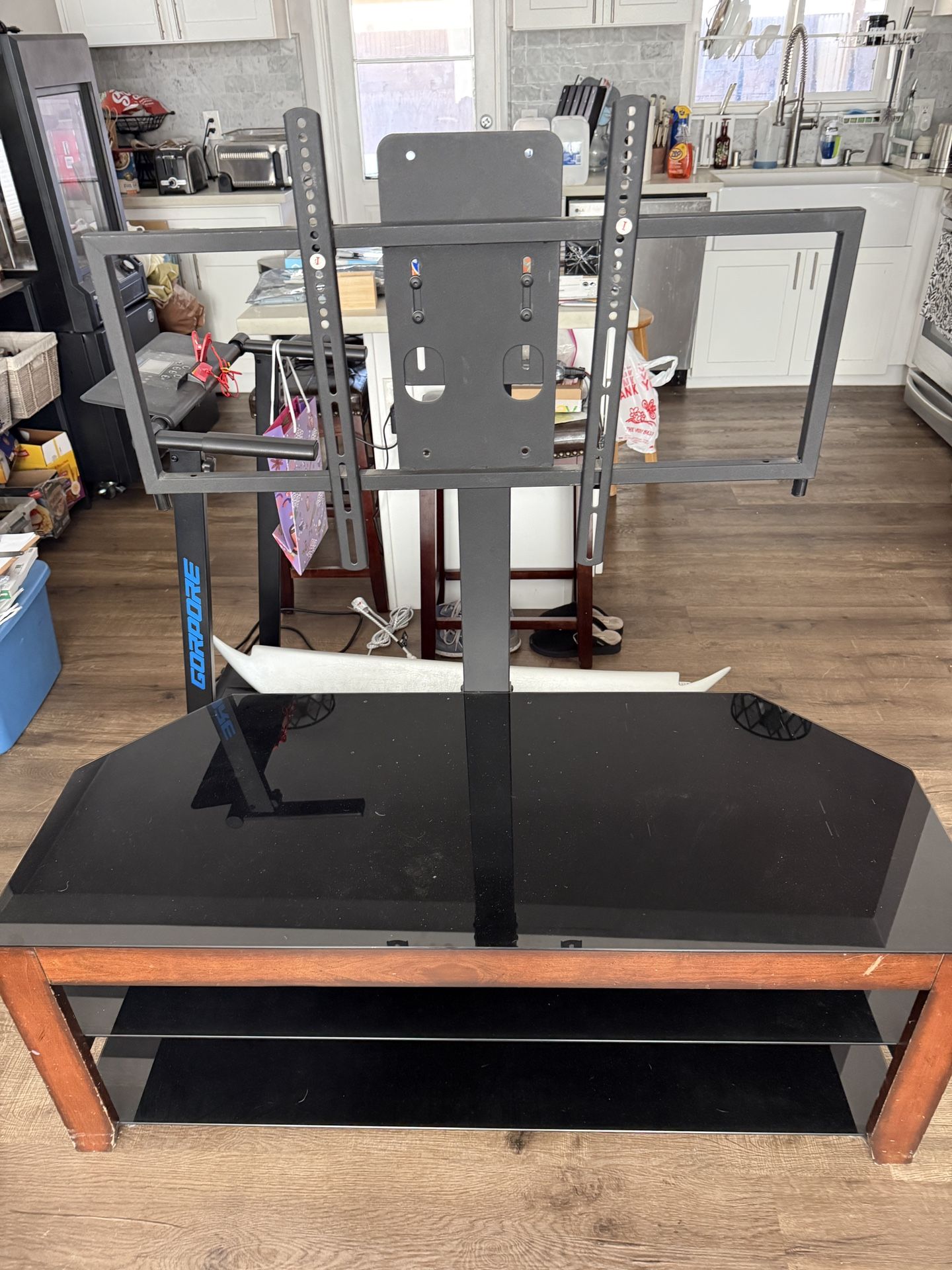 TV Stand With Swivel