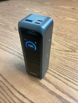 Anker 220W fast charging power bank