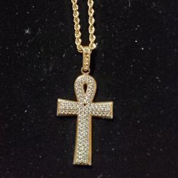 14k Gold Rope Chain With Pendent 