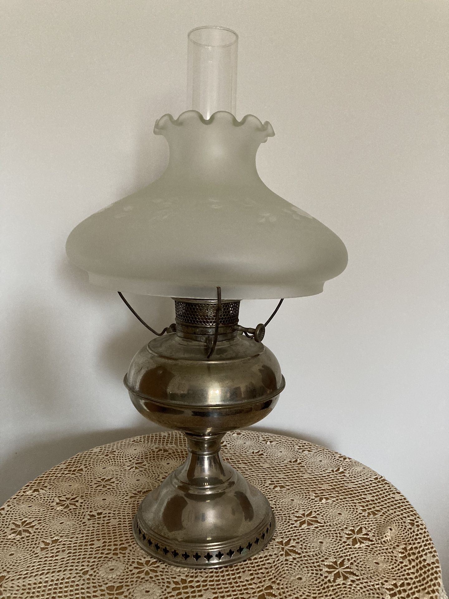 Rayo B&H Kerosene Oil Lamp Vintage Antique Victorian 1904