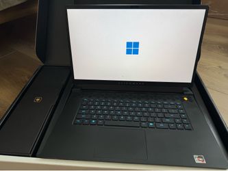 Alienware gaming laptop m17 R5 AMD Ryzen 7