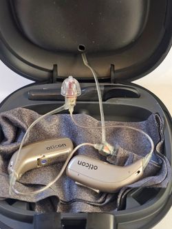 Oticon Zircon 2 Hearing Aids Pair