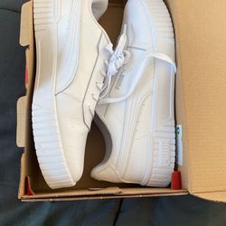 Puma Carina 2.0 Size 10