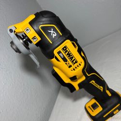 Multitool Dewalt XR