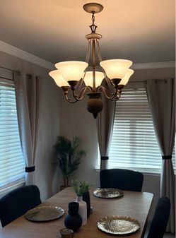 Light fixture