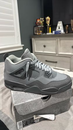 Air Jordan 4 Retro SE Size 8.5