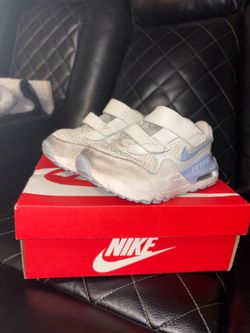 Kids shoes 9c
