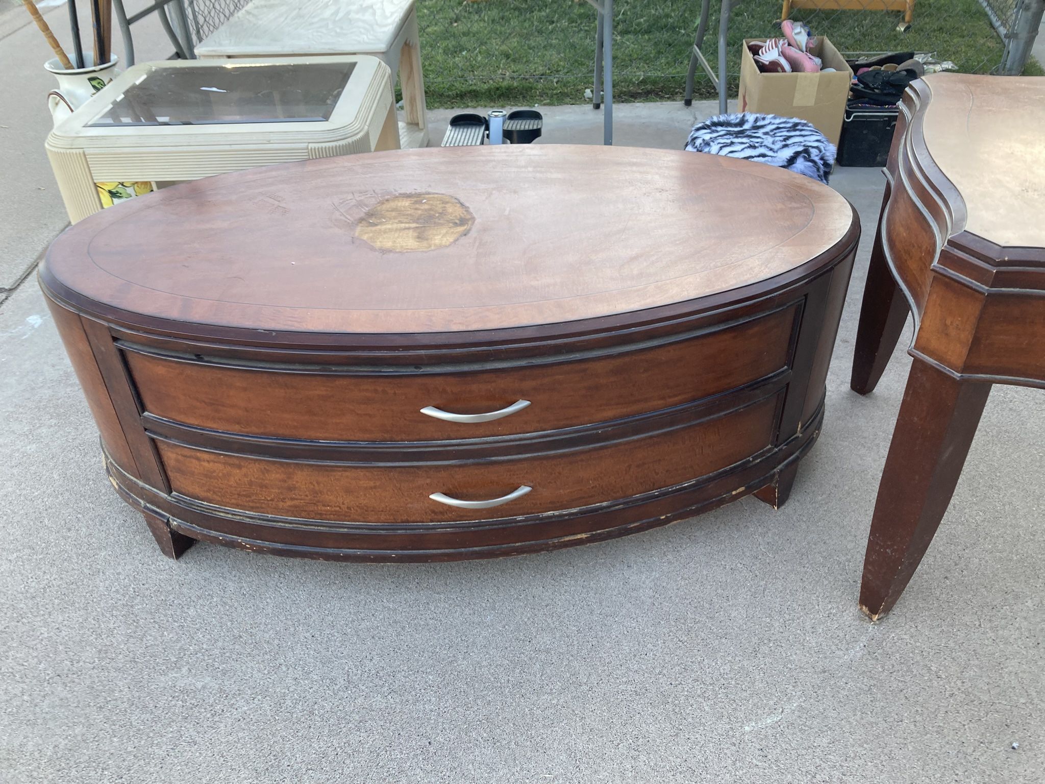 Solid Wood Big Coffee Rand And End Table