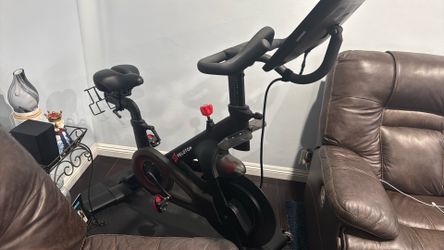 Peloton Bike