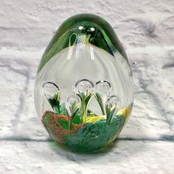 ART GLASS PAPERWEIGHT 