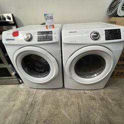 SAMSUNG WHITE FRONT LOAD WASHER AND GAS DRYER