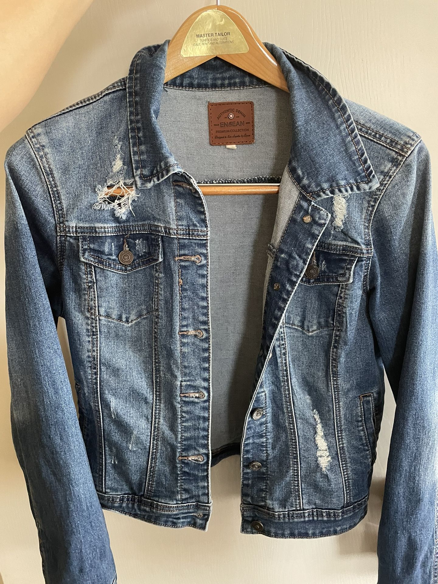 Women’s Distressed Authentic Jean Jacket