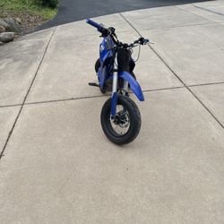 Bomb Moto B1 72V 30AH 